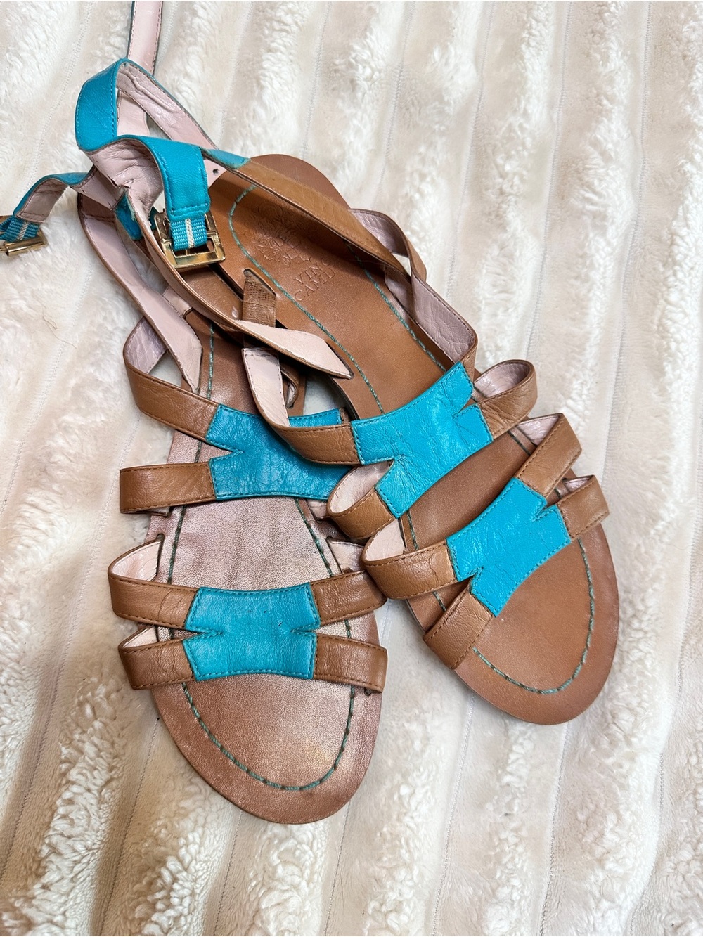 Vince Camuto leather teal and tan sandals